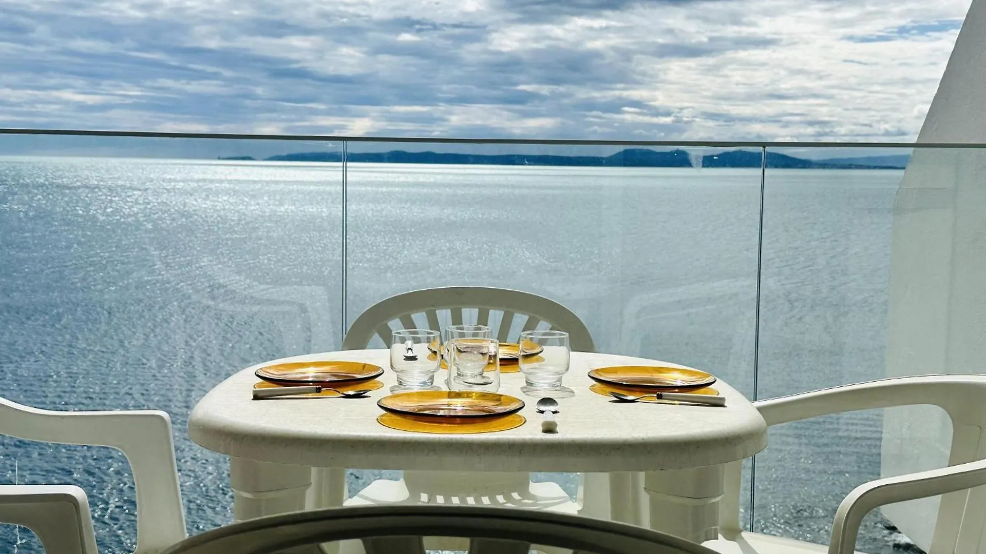 Estudio Con Terraza A 50 M De La Playa En Roses - Es-258-24