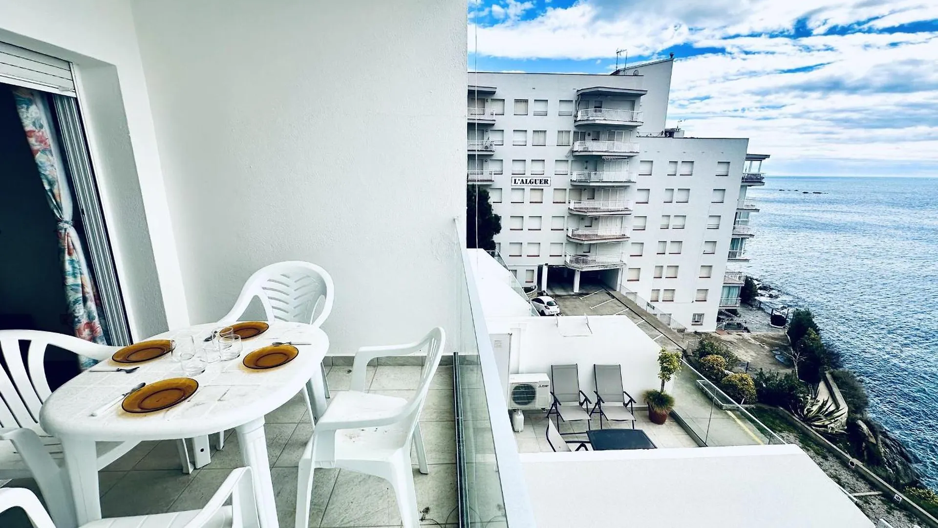 Estudio Con Terraza A 50 M De La Playa En Roses - Es-258-24